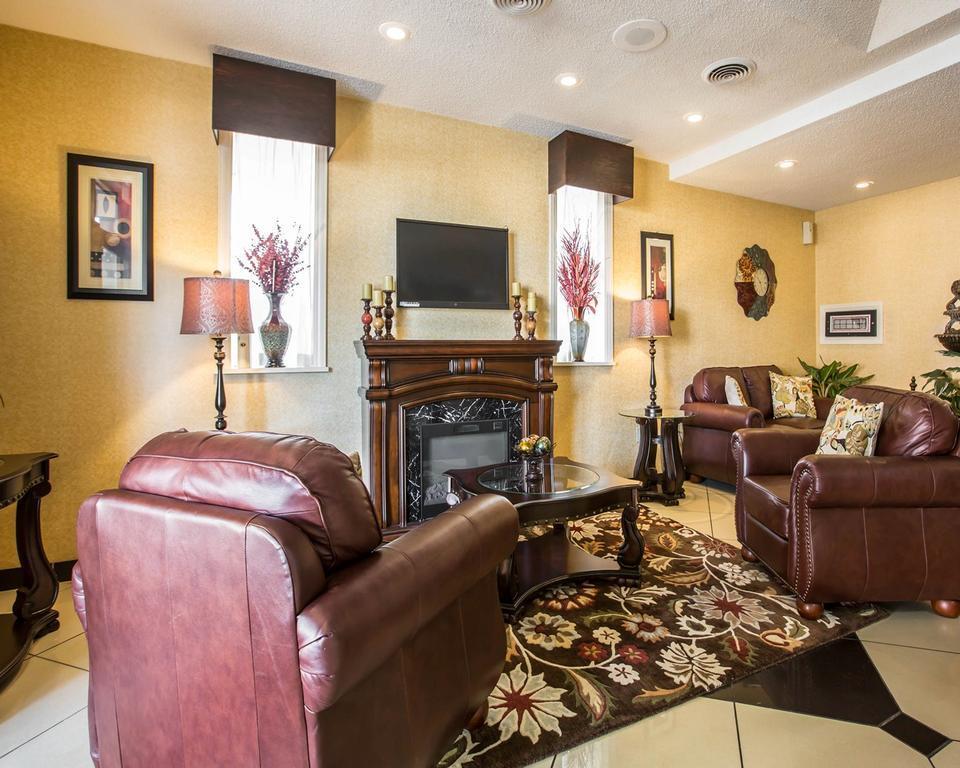 Quality Inn & Suites Greenville - Haywood Mall Bagian luar foto