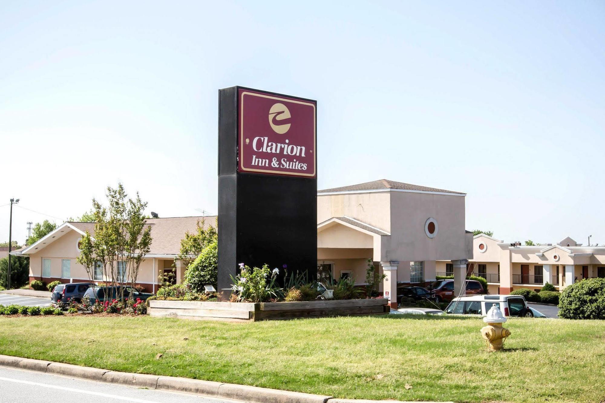 Quality Inn & Suites Greenville - Haywood Mall Bagian luar foto